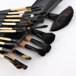 ชุดแปรงแต่งหน้าขนม้า 12/24 ชิ้น ด้ามไม้ รับผลิตแบรนด์ส่วนตัว พร้อมโลโก้ แปรงแต่งหน้าระดับมืออาชีพ - Product Image 5