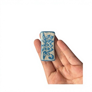 Reposapalillos de Cerámica Hecho a Mano, Diseño Ovalado Estilo Japonés con Patrón Amarillo y Blanco, Duradero y Ecológico, 99 GOLD DATA Catarina - Product Image 2