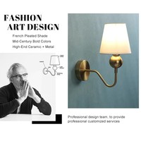 Lampe murale LED haut de gamme avec cadre en fer antirouille et abat-jour en tissu pour salon, couloir, hôtel