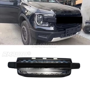 ชุดแต่งกระจังหน้ารถยนต์ LED พร้อมแถบตกแต่งสำหรับ Ford Ranger T9 ปี 2022-2024 อะไหล่ภายนอก - Product Image 1