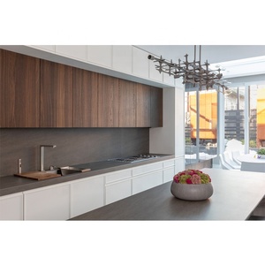 <span class=keywords><strong>Cucina</strong></span> Integrata Moderna di Lusso in Stile Italiano con Isola Laccata e Mobili in Melamina Realgres - Product Image 6