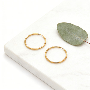 ต่างหูห่วงขนาดใหญ่ QYRY Trendy ชุบทอง 18K ทำจากสแตนเลส<span class=keywords><strong>ส</strong></span>ตีล กันน้ำ เห<span class=keywords><strong>ม</strong></span>าะ<span class=keywords><strong>ส</strong></span>ำหรับใ<span class=keywords><strong>ส</strong></span>่ทุกวันสำหรับทุกเพศ - Product Image 1