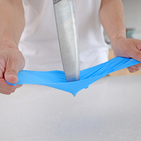 Gants en nitrile bleus sans poudre en gros avec des gants en nitrile jetables ménagers de haute qualité