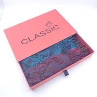 Cajas Rígidas de Cartón Ecológico Resistentes y Personalizadas con Cierre Magnético para Empaque de Ropa y Pañuelos