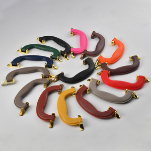 Wenzhou Platinum Link Plastic Handles With Gold Feet Modern Simple Easy Carry For <b>Boxes</b> Drawer Accessories - Product Image 2