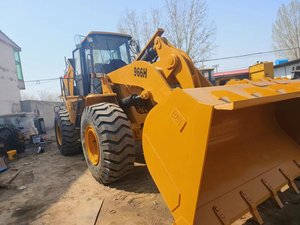 Chargeuse sur pneus Caterpillar 966H d'occasion, d'origine japonaise, 22 tonnes, avec godet de 3,8 m³, pour le chargement en carrière et en entrepôt. - Product Image 6
