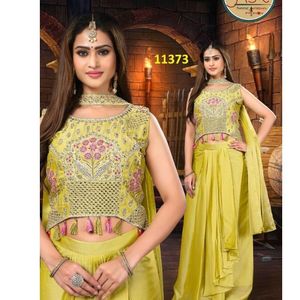 Lehenga choli amarillo bordado para mujer, conjunto de top corto, falda y dupatta de diseñador, ropa de fiesta, traje festivo para bodas indias. - Product Image 3