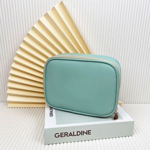 Custom <b>Makeup</b> Travel Cosmetic Bag for Women Girls Waterproof Cosmetic Bag Zipper Storage Bag Pu Leather Large <b>Makeup</b> <b>Case</b> - Product Image 5