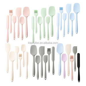 Juego <span class=keywords><strong>de</strong></span> <span class=keywords><strong>utensilios</strong></span> <span class=keywords><strong>de</strong></span> cocina <span class=keywords><strong>de</strong></span> silicona <span class=keywords><strong>de</strong></span> 6 piezas al por mayor <span class=keywords><strong>de</strong></span> fábrica, aptos para alimentos, resistentes al calor, con logotipo <span class=keywords><strong>de</strong></span> color personalizado, caja <span class=keywords><strong>de</strong></span> regalo, OEM ODM para tiendas <span class=keywords><strong>de</strong></span> <span class=keywords><strong>utensilios</strong></span> <span class=keywords><strong>de</strong></span> cocina - Product Image 1