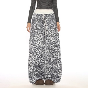 <span class=keywords><strong>Pantaloni</strong></span> Larghi LARSUR Personalizzati in Twill di Cotone con Stampa Leopardata e Camouflage, Jeans <span class=keywords><strong>Classici</strong></span> a Gamba Larga e Dritta per <span class=keywords><strong>Donna</strong></span> - Product Image 1