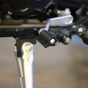 Capa de Borracha Antiderrapante para Câmbio Automotivo de Motocicletas e Veículos – Proteção Superior para Alavanca de Câmbio - Product Image 3