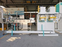 Machine d'emballage semi-automatique pour granulés de tourbe, 20 kg, 25 kg, 50 kg, machine d'emballage pour granulés d'engrais organique pour la plantation