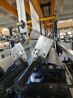 Ligne de production d'extrusion et de compounding pour feuilles et plaques de 0,5 à 3,5 mm en PE, TPO, EVA, PVC, TPU, TPE, PP, pour la fabrication de granulés et de pièces co-extrudées ou moulées.