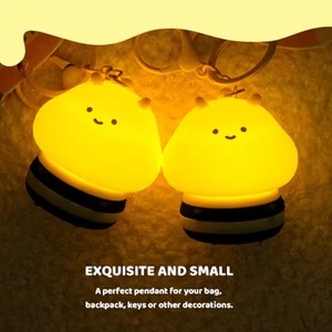 Mini Portachiavi Luminoso a Forma di Ape, Giocattolo Anime, Regalo per Bambini, Decorazione per Borse, Luce Notturna Portatile, Regali di Compleanno - Product Image 5