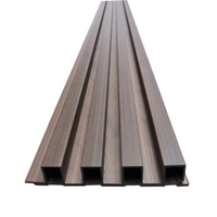 Panneau de plafond en bois-plastique WPC de conception la plus récente / Panneau composite en plastique ignifuge / Panneau mural en PVC imperméable