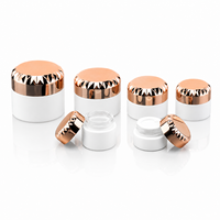 Pot cosmétique élégant et stylé, pot en verre pour crème cosmétique avec couvercle brillant électro-plaqué doré, emballage de soin de la peau fantaisie