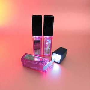 Brillo de labios al por mayor con luz LED - Product Image 4