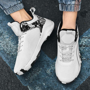 รองเท้าบาสเก็ตบอลผู้ชายหนังแท้สไตล์เรโทรสุดหรูแบบขายส่ง ระบายอากาศได้ดี เหมาะสำหรับใส่เดินในฤดูร้อน - Product Image 5