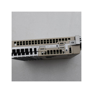Unidad de servoaccionamiento de equipos electrónicos Controlador de servomotor de CA original <span class=keywords><strong>SGDH</strong></span> <span class=keywords><strong>02AE</strong></span> S - Product Image 5