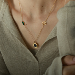 Collier pendentif en acier inoxydable, or, motif floral rond géométrique, chaîne de clavicule pour usage quotidien, pour femmes - Product Image 2