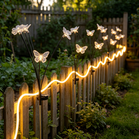 Lampes solaires de jardin personnalisées - Piquet LED 3D Papillon Fleur, Bande flexible ondulée, Étanche IP65, Allumage/Extinction automatique, OEM