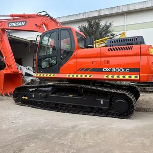 Used Doosan DX225LC DH225LC DH300LC-7 DX300LC 25 ton 30 ton Crawler Excavator with Low Working Hours