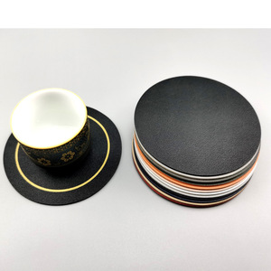 Sous-verre en cuir vegan de luxe de haute qualité, imprimé, rond et doux, avec logo, pour boissons, café, bière - Product Image 5