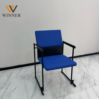 Chaise d'entraînement pour étudiants au design classique, chaise d'école en plastique moderne, réglable en hauteur, pliable, confortable