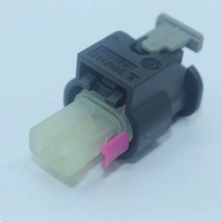 Sambungan Konektor 2-1718643-1 Tipe Plug-in 2 Lubang