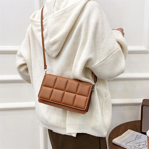 Sac bandoulière élégant et polyvalent, petit format carré, couleur unie, tendance décontractée, nouvelle collection, sacs et boîtes de vélo de niche - Product Image 4