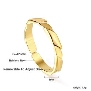 Bague de mariage minimaliste en acier inoxydable, résistante à l'eau, sans ternissement, en or 18 carats pour femme - Product Image 2