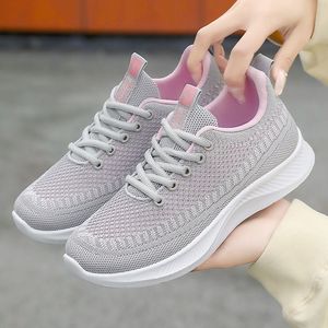 Chaussures de marche en mesh pour femmes Puma, semelle plate, baskets sportives décontractées, toutes saisons, respirantes, légères, confortables et élégantes - Product Image 4