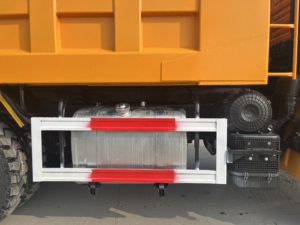 Дизельный самосвал Shacman 6x4, 10 колес - Product Image 6