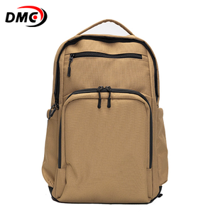 Mochila resistente para portátiles de negocios, bolsa de regalo resistente al agua para hombres y mujeres, se adapta a un portátil de hasta 19 pulgadas, marrón - Product Image 1