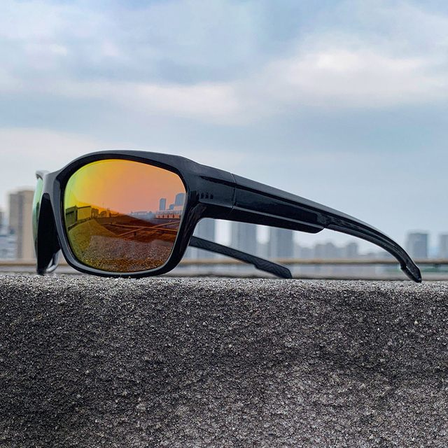 Luxury Oversized Sports Sunglasses New Design UV400 Protected Sunglasses for Cycling and Fishing Fashionable Eyewear