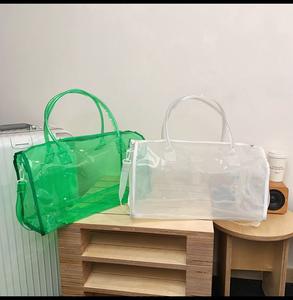Logo personnalisé couleur bonbon filles dépenser la nuit sac léger PVC gelée Gym sac polochon fourre-tout transparent voyage sac de plage pour les femmes - Product Image 3