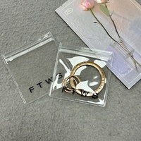 Sacs en plastique transparents givrés en PVC imprimés sur mesure, petits sacs à fermeture éclair auto-adhésifs pour l'emballage d'accessoires de boutique, emballage de bijoux