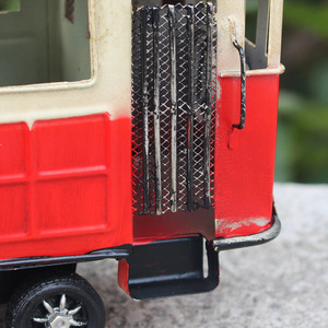 รถบัสสไตล์อังกฤษย้อนยุค โมเดลรถเหล็ก งานฝีมือ ขนาด 1:76 ของตกแต่งโต๊ะทำงาน ของตกแต่งบ้าน ของเล่นสำหรับทุกเพศ - Product Image 2