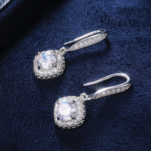 Orecchini quadrati scintillanti per donna, gioielli eleganti e alla moda - Product Image 3