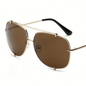 Gafas de Sol de Moda al por Mayor, Estilo Retro 2020, Montura Grande, Protección UV400, Montura de Aleación, Gafas de Sol Extra Grandes para Mujer - Product Image 6