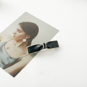 Haute qualité <span class=keywords><strong>design</strong></span> français femmes accessoires blanc noir couleur acétate pinces à cheveux vintage acrylique arc cheveux barrettes pour cheveux - Product Image 5
