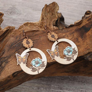 Boucles d'oreilles en bois papillons abeilles fleurs creux pendentif boucles d'oreilles pour femmes Uionen 1250 - Product Image 3