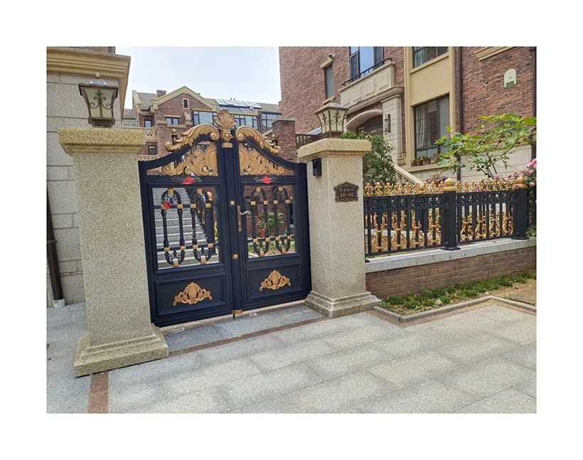 Pagar taman plastik Pvc untuk Panel pagar privasi Panel dekoratif besi aluminium kawat pembatas kayu tinggi luar ruangan murah