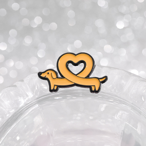 Broche de amor de Dachshund de dibujos animados, bolso escolar, decoración de <span class=keywords><strong>ropa</strong></span>, accesorios a juego, insignia de Pin de caballo con goteo de aceite de aleación bonita - Product Image 4