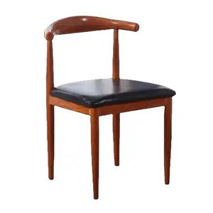 단철 경적 의자 의자 의자 등받이 단단한 나무 식당 의자