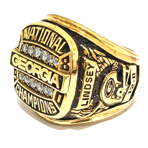 Anillo de Campeonato Personalizado al Mejor Precio |   Anillo Deportivo Personalizado para Equipo |   Opciones de Oro y Plata - Product Image 2