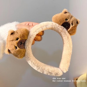 Diadema de peluche con forma de oso para mujer, accesorio para el cabello antideslizante, uso diario, joyería de otoño e invierno, bonito tocado de animal - Product Image 1