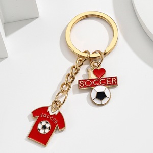 Pour <span class=keywords><strong>Amazon</strong></span> à la mode Mini Football sport <span class=keywords><strong>porte</strong></span>-clés pendentif Simulation créative alliage goutte à goutte huile pour <span class=keywords><strong>Couple</strong></span> sac sac à dos cintre - Product Image 5