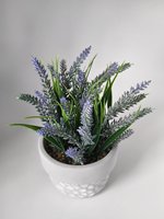 Plante artificielle de lavande en pot en gros dans un pot en ciment texturé, faux bonsaï de lavande pour la décoration de la maison, du bureau et de la ferme