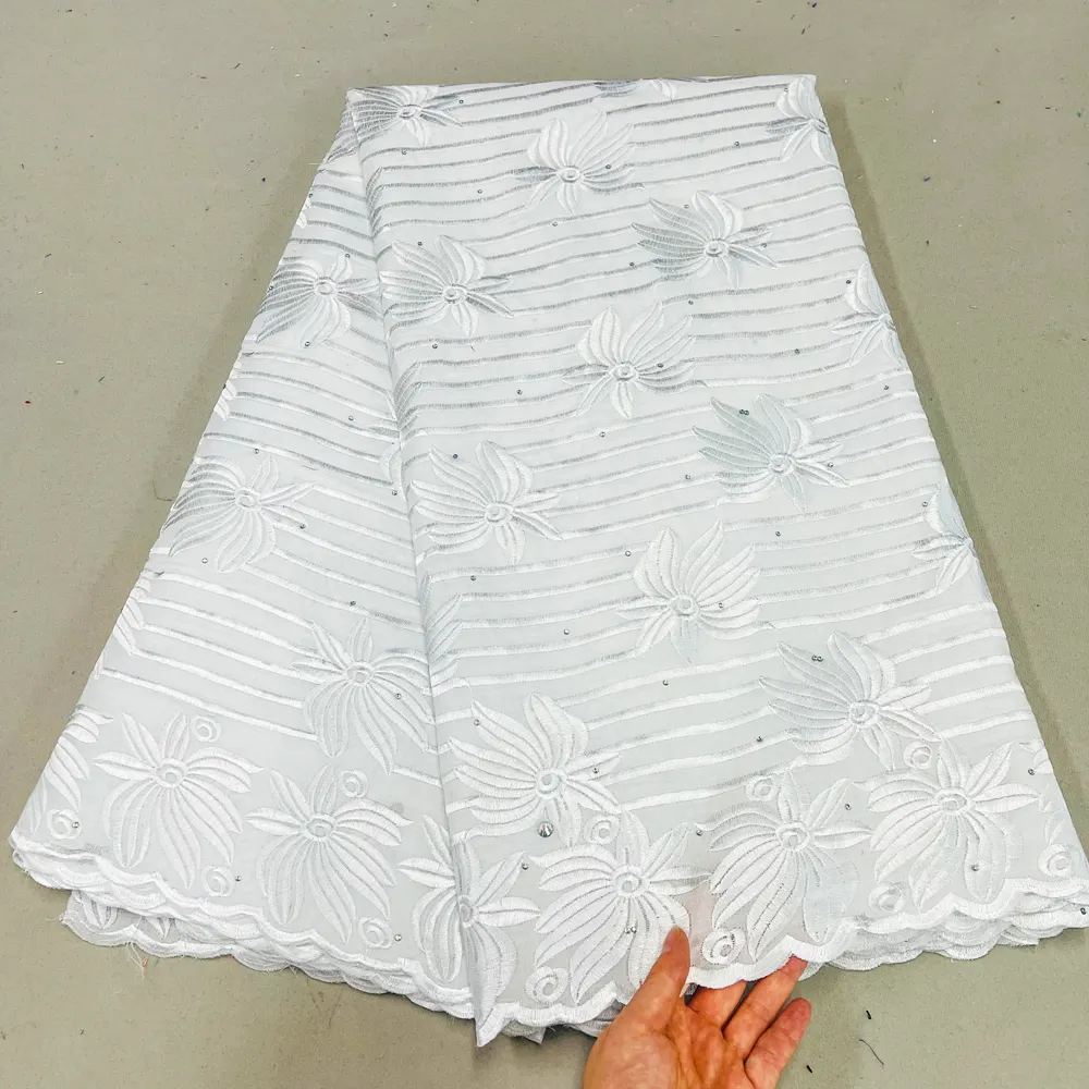 Vente en gros de tissu Textile de chine, dubaï, africain, nigérian, broderie, dentelle, tissu en coton suisse